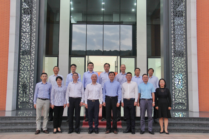 1571292844373567fGhX.jpg IMG1_800.jpg