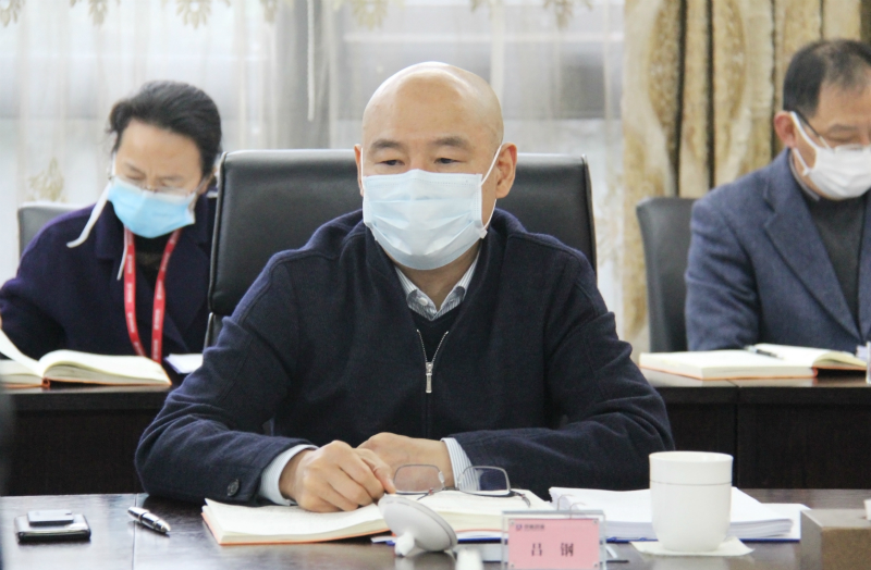 15857863365492155OUG.jpg 05_800.jpg