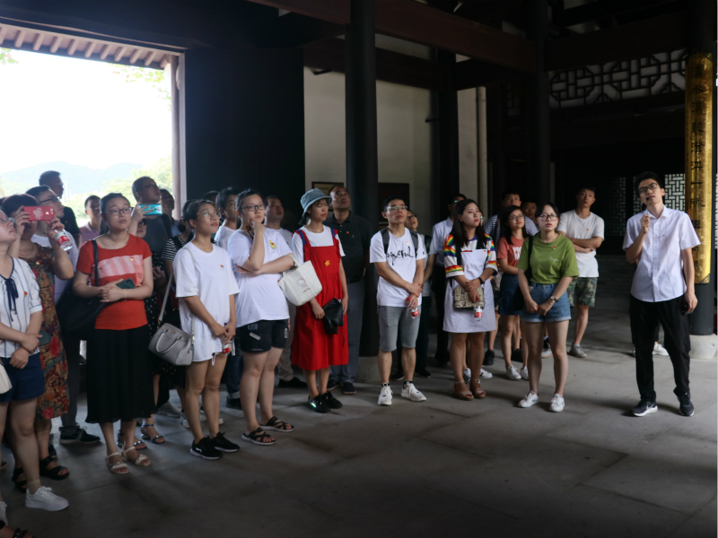 156678592557715123Qt.jpg 2meitu.jpg