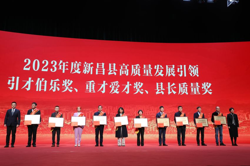 17072672209480619Ten.jpg 3.jpg